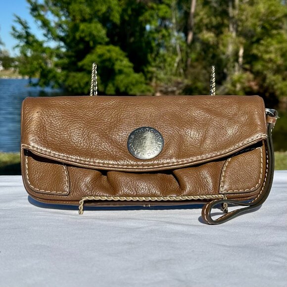 MARC by Marc Jacobs Button Clutch Brown Leather Fold Over Magnetic Flap - Picture 1 of 12